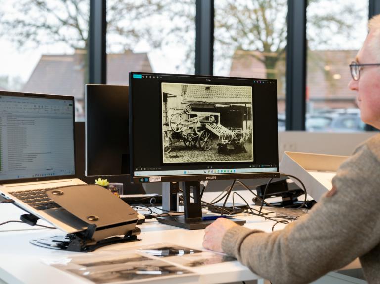 Call Audiovisuelle Sammlung (c) Stadt Kortrijk – Fotograf Bas Bogaerts